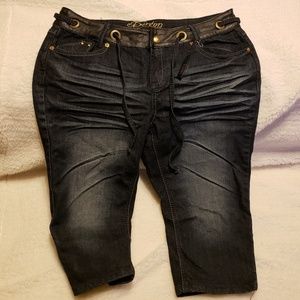 Beyonce Dereon Distressed Capri Jeans  Size 14W